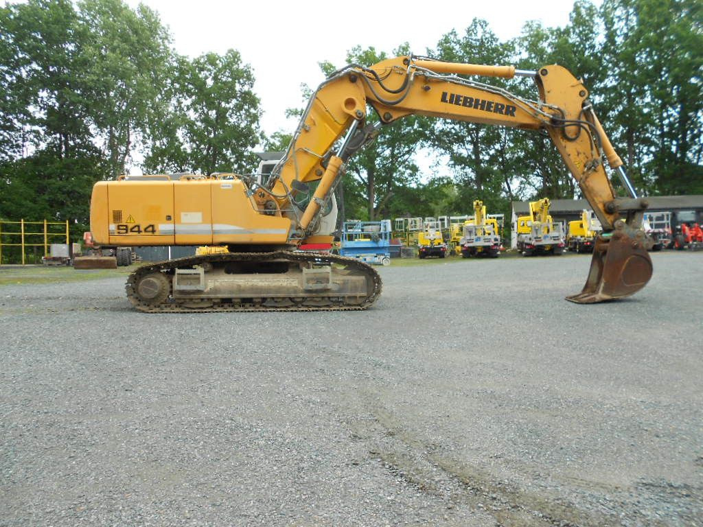 Crawler excavator Liebherr R 944 C HDS Litronic from Germany leasing at Truck1 USA ID 7553534