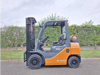 LPG forklift Toyota 028FGF25: picture 3