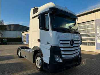 Tractor truck MERCEDES-BENZ Actros 1845