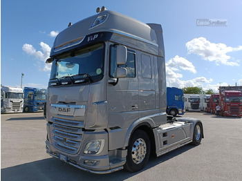 Tractor truck DAF XF 480