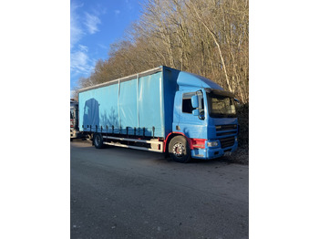 Curtain side truck DAF CF 65 220