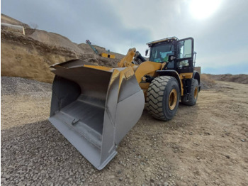 Wheel loader CATERPILLAR 966M