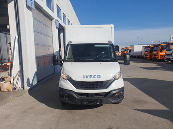 Closed box van IVECO Daily 35s16