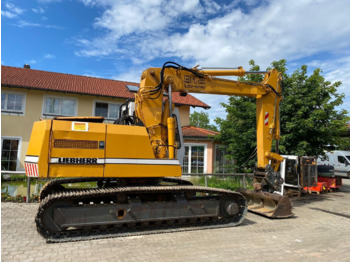 Crawler excavator LIEBHERR