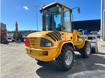 Wheel loader Volvo L 30 B: picture 4