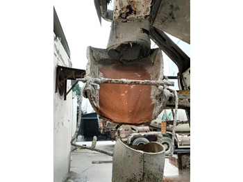 Concrete mixer truck XCMG Official G4804B Used Cement Concrete Mixer 12m³ Concrete Mixer Truck HOWO: picture 5 Concrete mixer truck XCMG Official G4804B Used Cement Concrete Mixer 12m³ Concrete Mixer Truck HOWO: picture 5