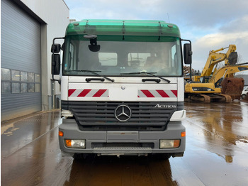 Vacuum truck MERCEDESBENZ Actros 2631 6x4 Vacuum Truck: picture 3