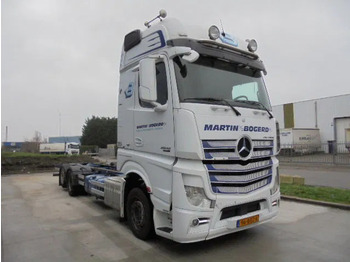 Cab chassis truck Mercedes-Benz Actros 2542 6X2: picture 3 Cab chassis truck Mercedes-Benz Actros 2542 6X2: picture 3