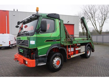 Volvo FM12-420 / ENGINE RUNNING / 4X4 / HYDRAULICS / BIG AXLE / ONLY:510426 KM / FULL STEEL / EURO-3 / 2001 leasing Volvo FM12-420 / ENGINE RUNNING / 4X4 / HYDRAULICS / BIG AXLE / ONLY:510426 KM / FULL STEEL / EURO-3 / 2001: picture 1