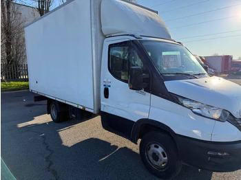 Closed box van IVECO Daily 35c14