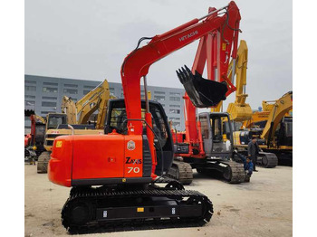 Crawler excavator High performance second hand Hitachi ZX70 Used Excavator For Sale used Hitachi ZX70 excavator stocking in shanghai yard: picture 2