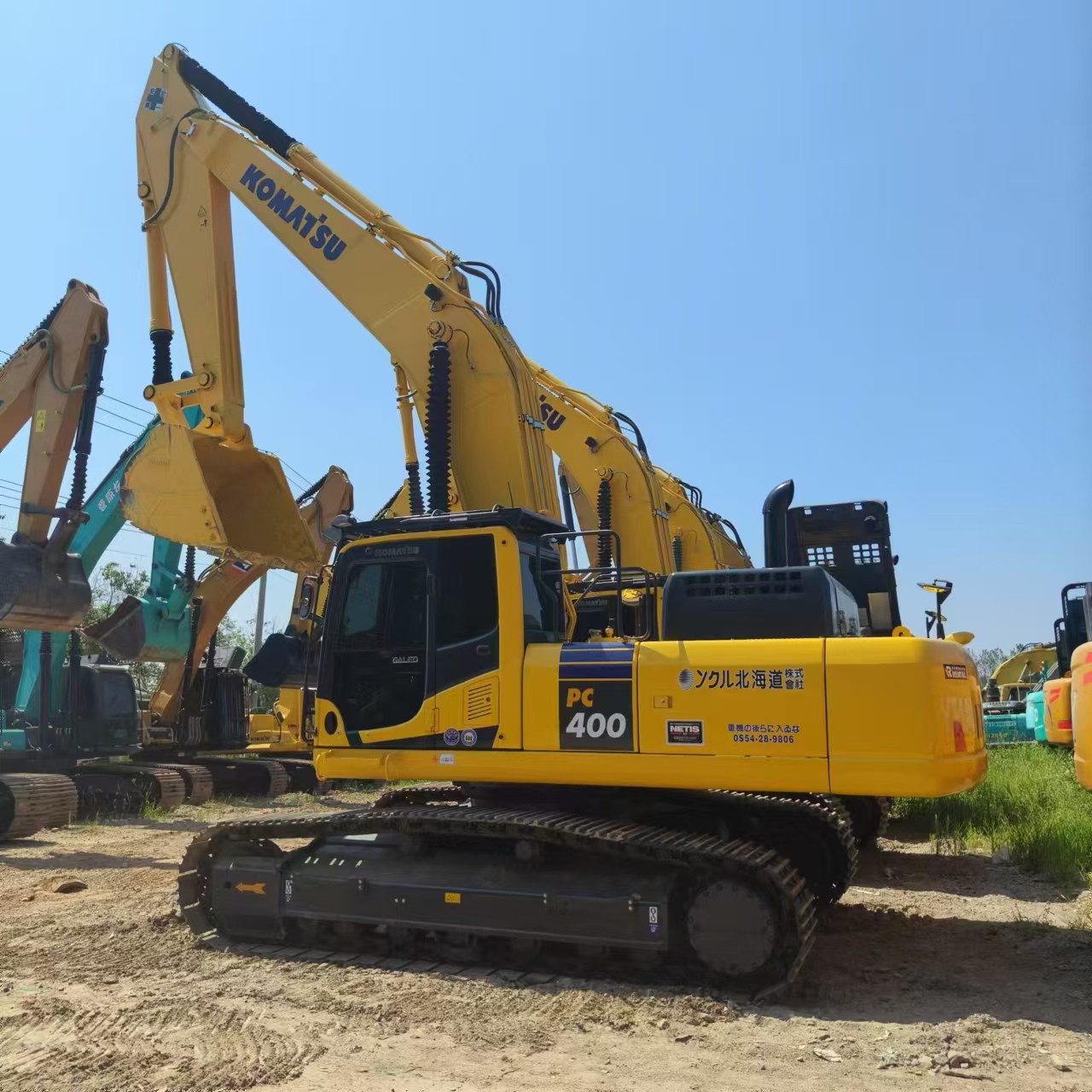 Crawler excavator KOMATSU PC400