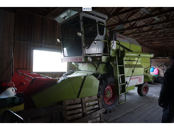 Combine harvester CLAAS Dominator