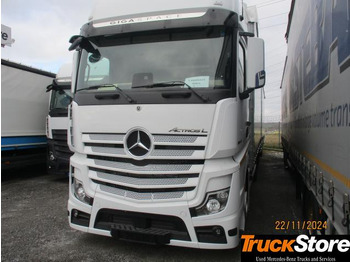 Curtain side truck Mercedes-Benz Actros 2542: picture 2