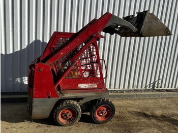 Skid steer loader BOBCAT S70