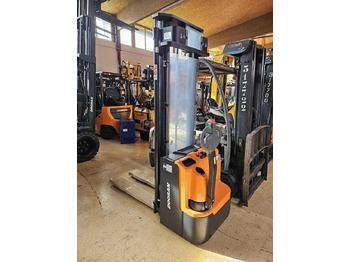 Stacker DOOSAN