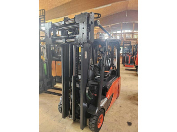 Electric forklift LINDE E16