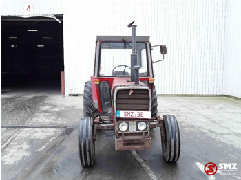 Farm tractor Massey Ferguson 560: picture 3