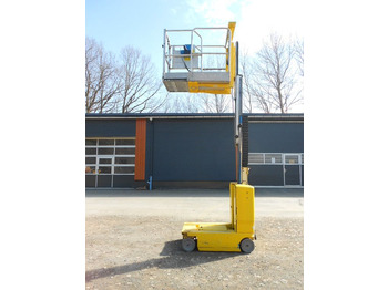 Vertical mast lift GENIE