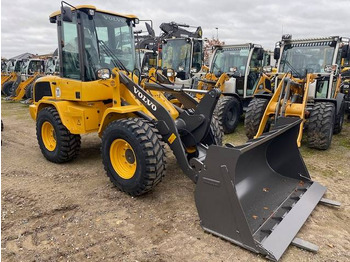 Wheel loader VOLVO L30G