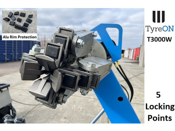 Garage equipment T3000W truck tyrechanger 60 Inch - battery powered remote control - 3 mounting speeds with 5.6 kW - fully automatic - fully hydraulic: picture 2 Garage equipment T3000W truck tyrechanger 60 Inch - battery powered remote control - 3 mounting speeds with 5.6 kW - fully automatic - fully hydraulic: picture 2