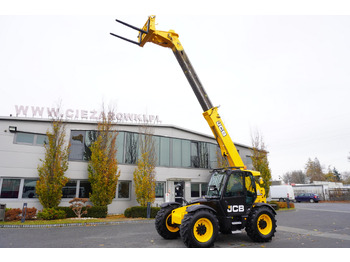 Telescopic wheel loader JCB 560-80 / 6 ton lifting capacity / power 146 HP: picture 2