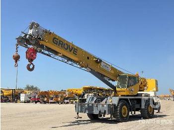 Rough terrain crane GROVE