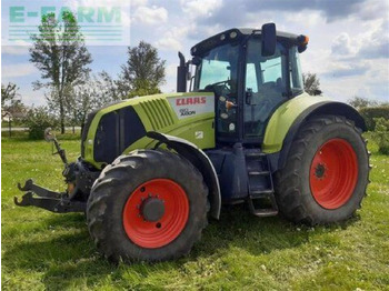 Farm tractor CLAAS Axion 810