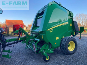 Square baler JOHN DEERE