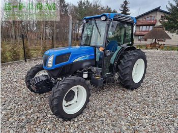 Farm tractor NEW HOLLAND T4000