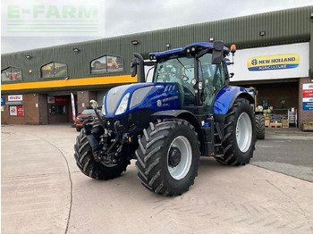 Farm tractor NEW HOLLAND T7.225