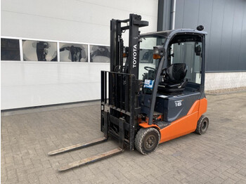 Electric forklift TOYOTA