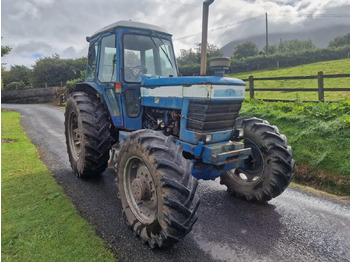 Farm tractor FORD