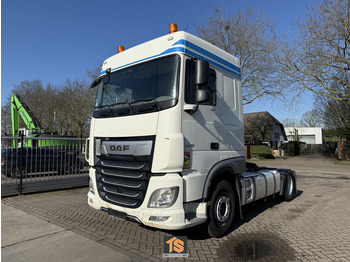 Tractor truck DAF XF 450