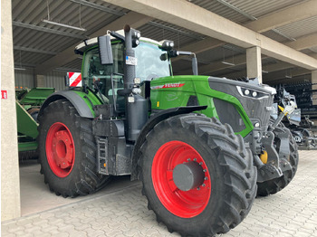 Farm tractor FENDT 942 Vario