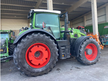 Farm tractor FENDT 942 Vario