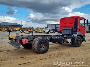 Cab chassis truck 2009 MAN TGM18.240: picture 5