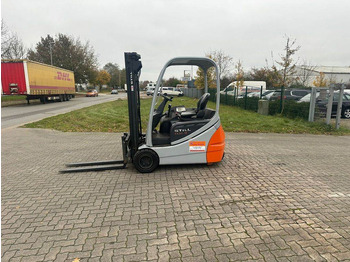 Electric forklift STILL RX20