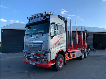 Logging truck VOLVO FH16 650