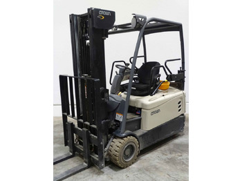 Electric forklift CROWN