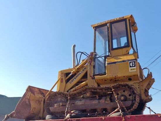 Crawler loader CATERPILLAR 931: picture 7