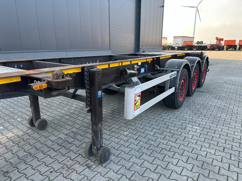 Container transporter/ Swap body semi-trailer Burg 20FT ADR (EX/II, EX/III, FL, AT), Leeggewicht: 3.690kg, SAF INTRADISC, 2x liftaxle, ALCOA, NL-Chassis, APK/ADR: 08-2025: picture 9