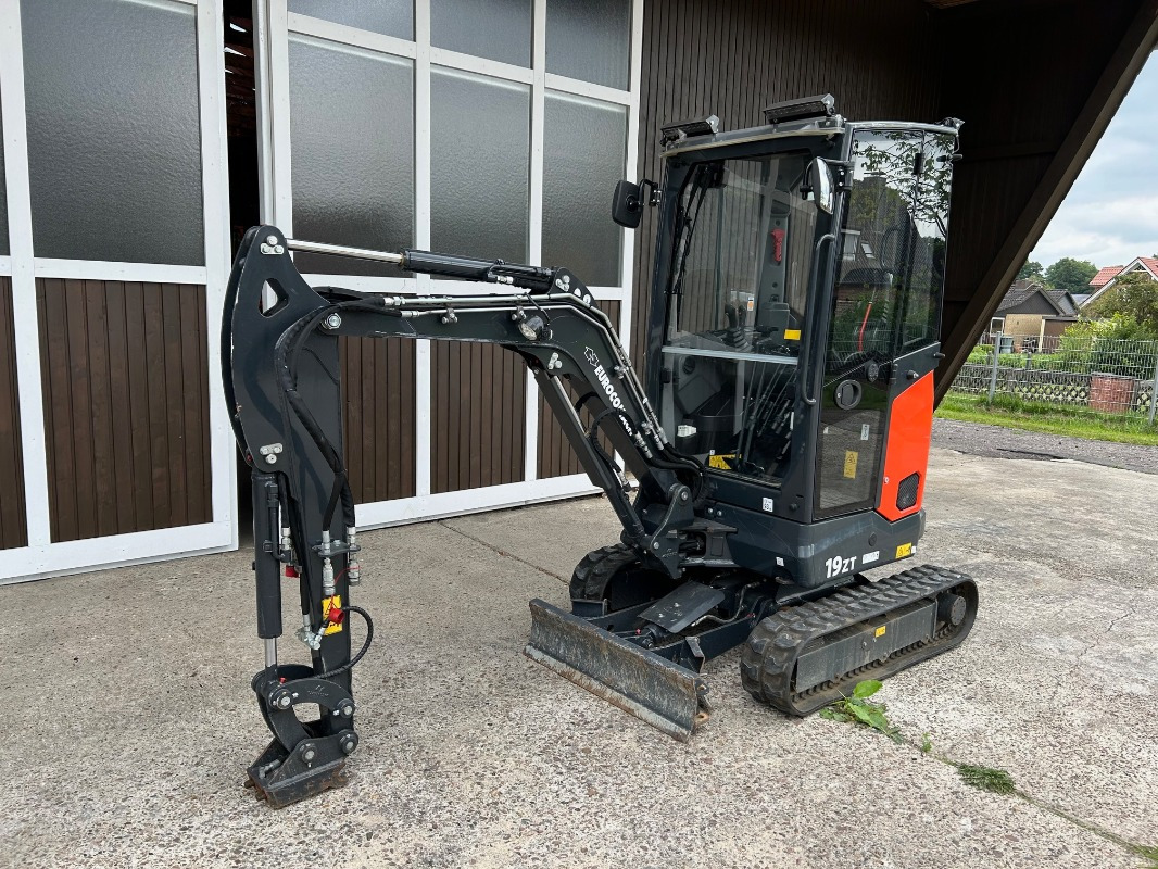 Mini excavator Eurocomach 19ZT: picture 1