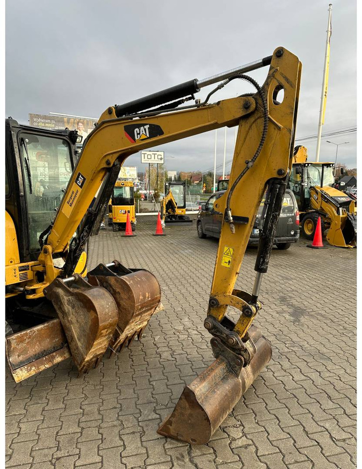 Crawler excavator CAT 304E2CR: picture 20