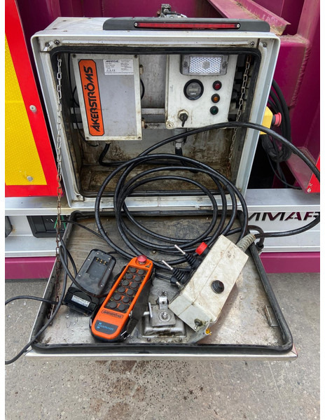 Container transporter/ Swap body semi-trailer HAMMAR 160S + POWERPACK PERKINS DIESEL: picture 19 Container transporter/ Swap body semi-trailer HAMMAR 160S + POWERPACK PERKINS DIESEL: picture 19