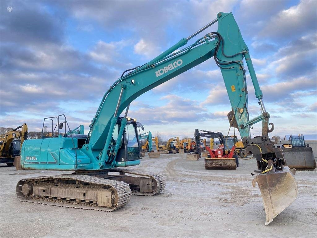 Crawler excavator Kobelco SK 210 LC-9: picture 7