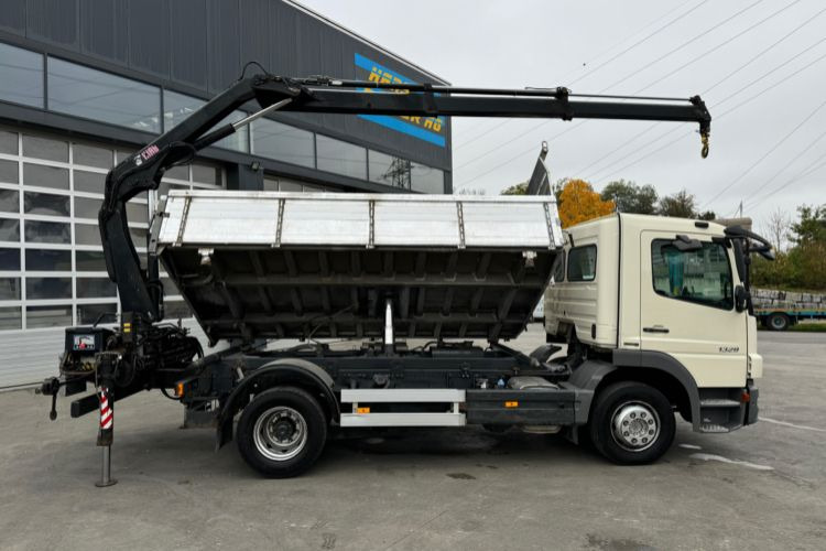 Tipper, Crane truck Mercedes-Benz Atego 1329 4x2 Hiab 088-2: picture 6