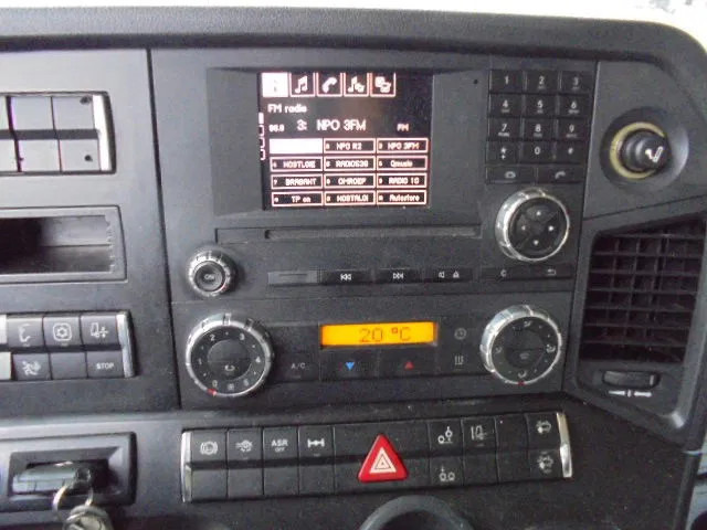 Cab chassis truck Mercedes-Benz Actros 2542 6X2: picture 13 Cab chassis truck Mercedes-Benz Actros 2542 6X2: picture 13