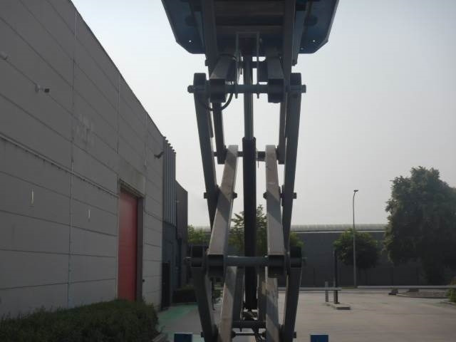 Scissor lift Genie GS2669RT: picture 7