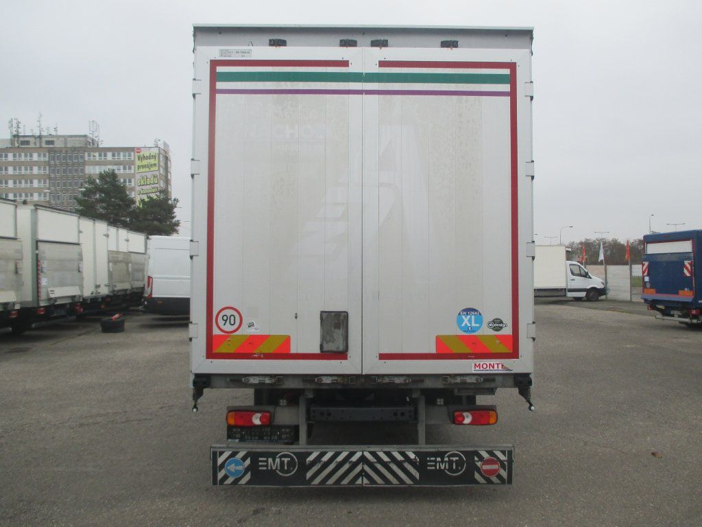 Curtain side truck DAF LF 12.230: picture 6